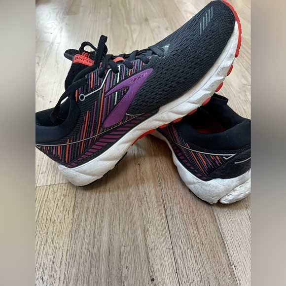 Brooks Adrenaline 19 GTS Womens Size 9 Running Shoes - Picture 3 of 12